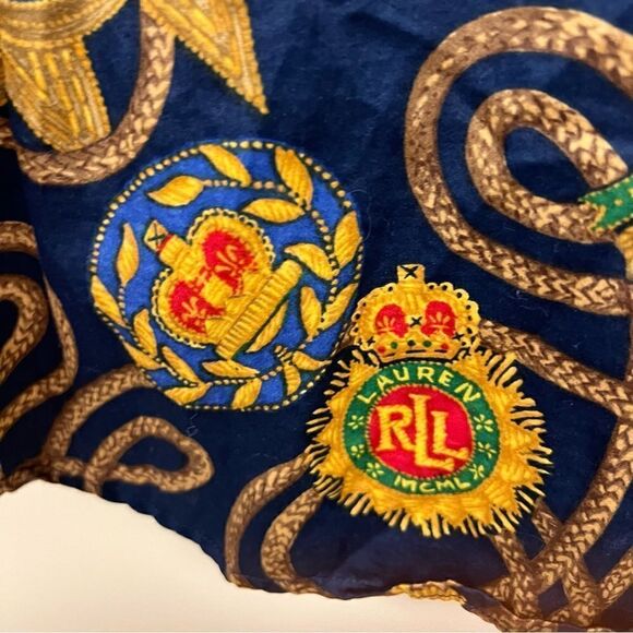 - Ralph Lauren navy with crests button down size S/P - Picture 4 of 7